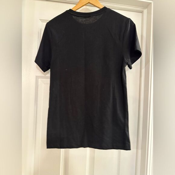 Disney Mickey Mouse Men's Black Bat Dracula Halloween Unisex Tee T-Shirt small - Picture 2 of 4